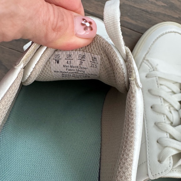 Dr Scholl’s Madison Lace Sneaker - Women’s Size 7 - Picture 6 of 7